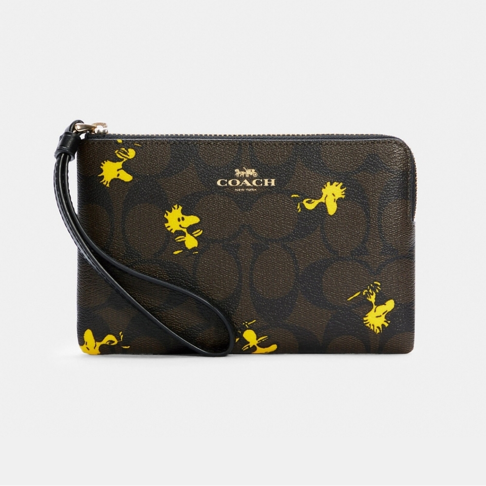 PEANUTS Coach Wristlet